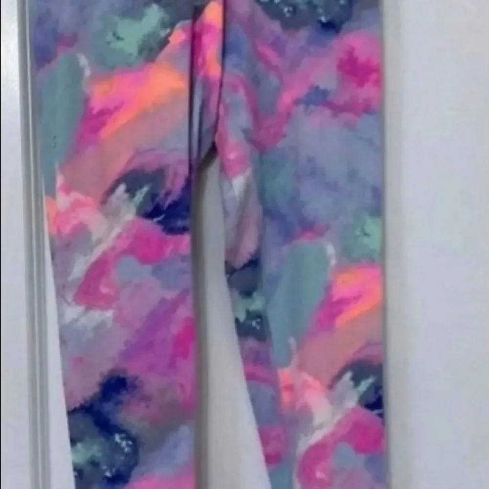 Victoria’s Secret Pink Watercolor hoodie / Watercolor ultimate leggings SZ M